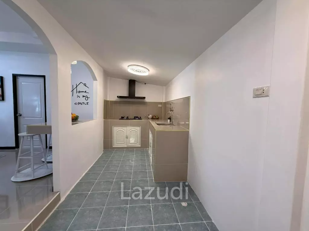 3 Bedroom 2 Bathroom 85 SQ.M. Pattaya Ruangrueng Village