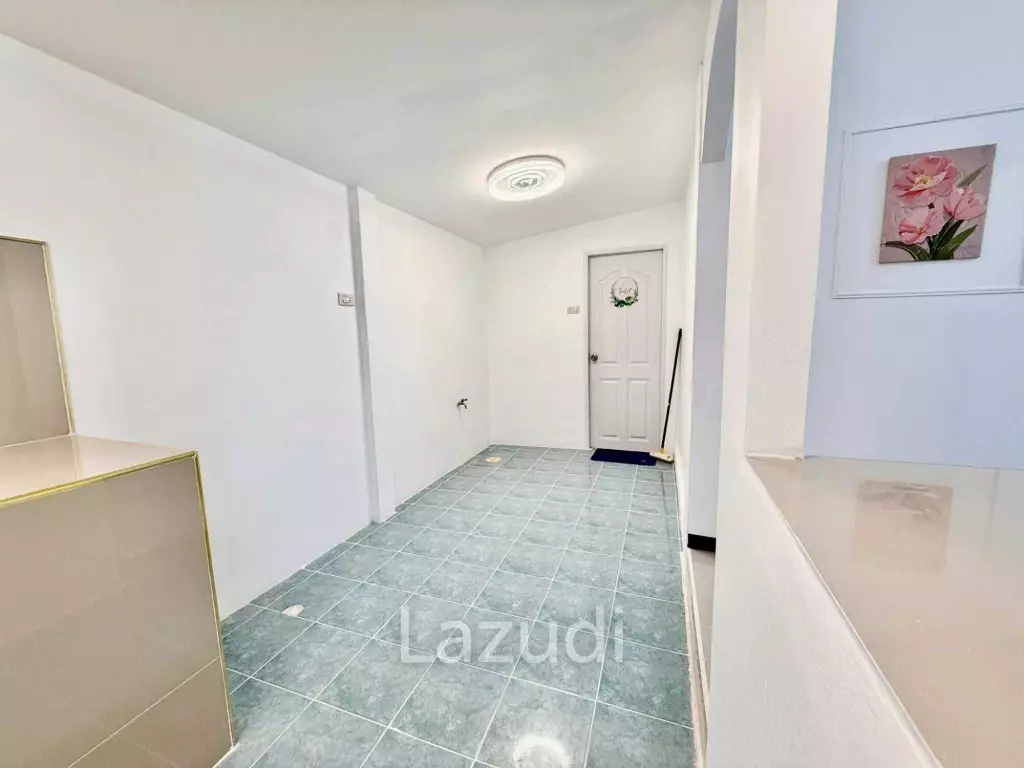 3 Bedroom 2 Bathroom 85 SQ.M. Pattaya Ruangrueng Village