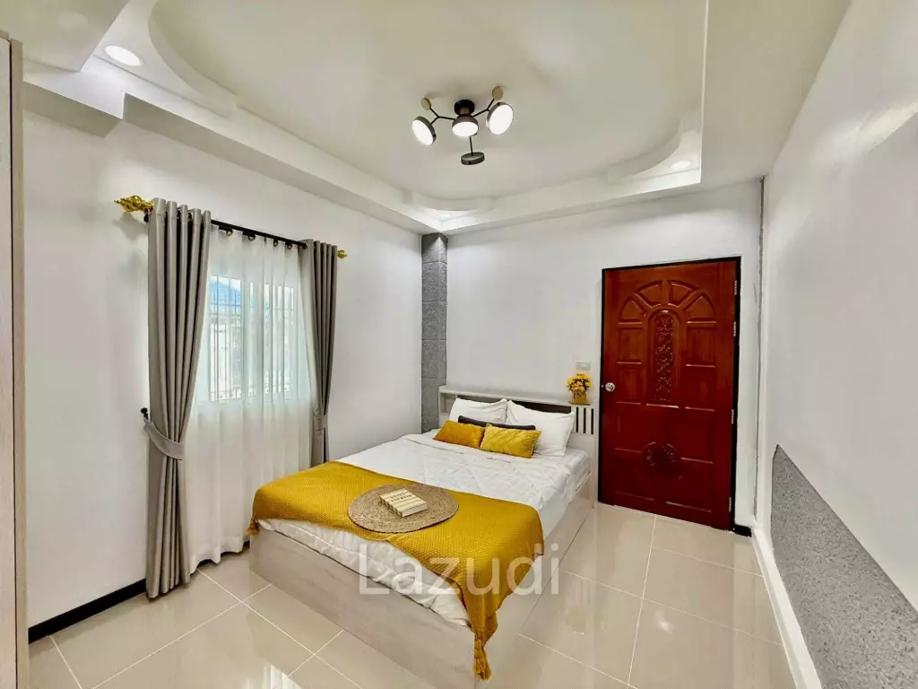 3 Bedroom 2 Bathroom 85 SQ.M. Pattaya Ruangrueng Village