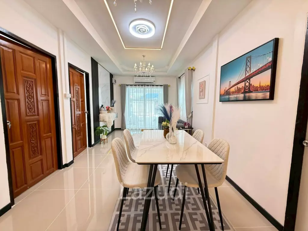 3 Bedroom 2 Bathroom 85 SQ.M. Pattaya Ruangrueng Village