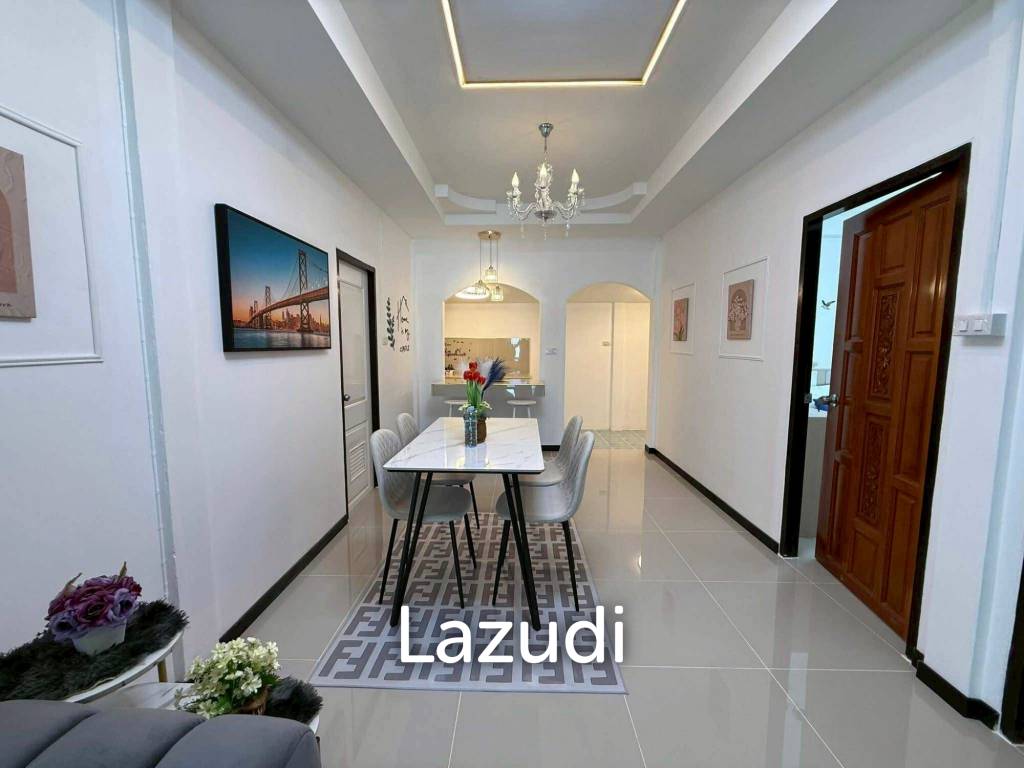 3 Bedroom 2 Bathroom 85 SQ.M. Pattaya Ruangrueng Village