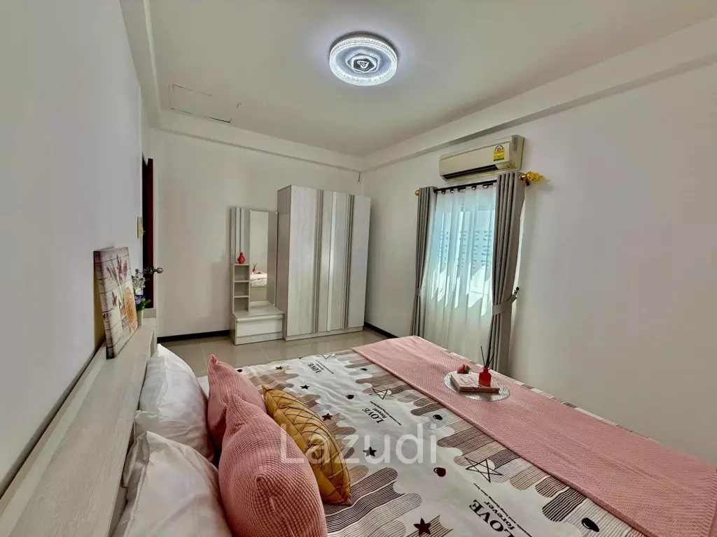3 Bedroom 2 Bathroom 85 SQ.M. Pattaya Ruangrueng Village