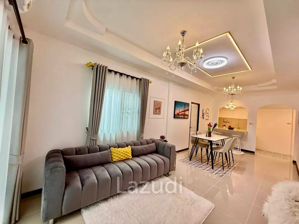 3 Bedroom 2 Bathroom 85 SQ.M. Pattaya Ruangrueng Village