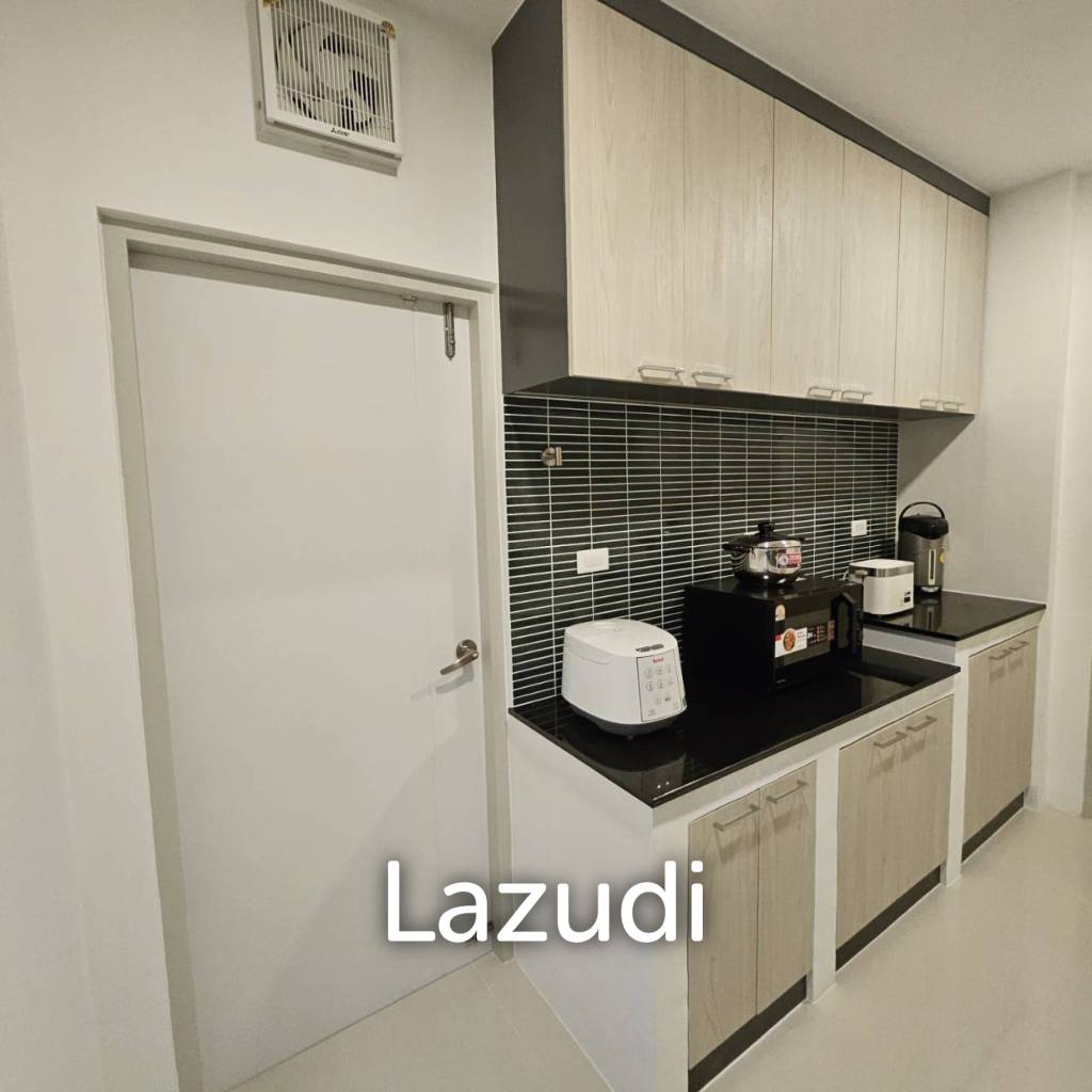 Modern 300 sqm Detached Home in Centro Bangna