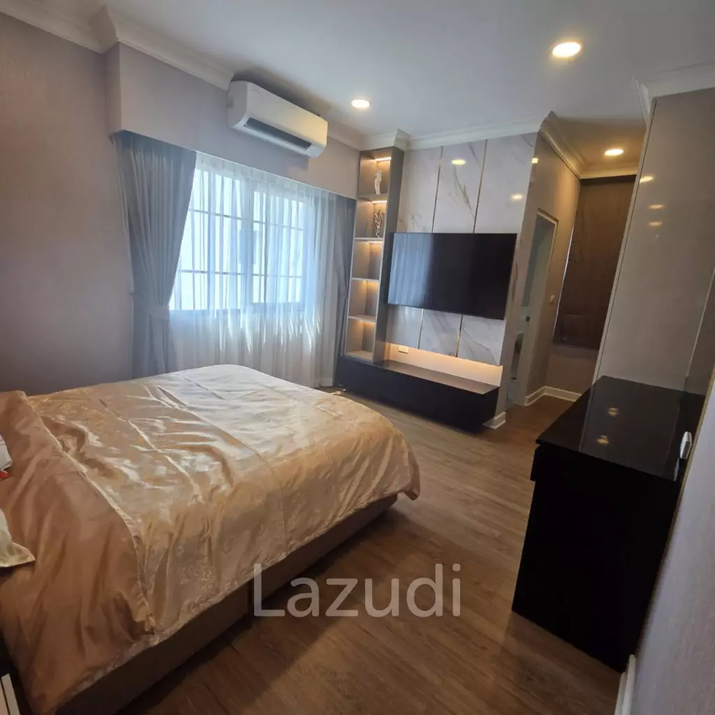 Modern 300 sqm Detached Home in Centro Bangna