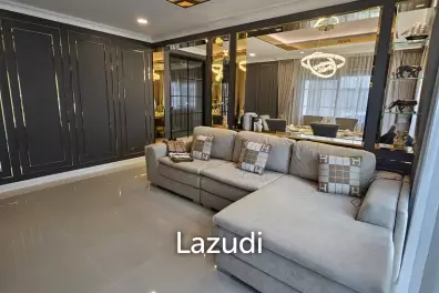 Modern 300 sqm Detached Home in Centro Bangna