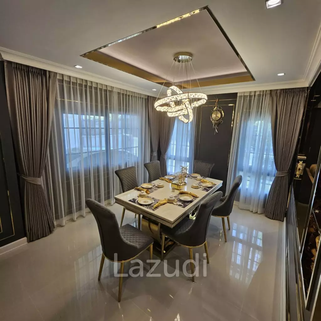Modern 300 sqm Detached Home in Centro Bangna