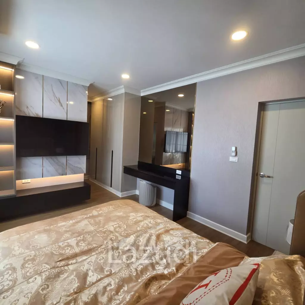 Modern 300 sqm Detached Home in Centro Bangna