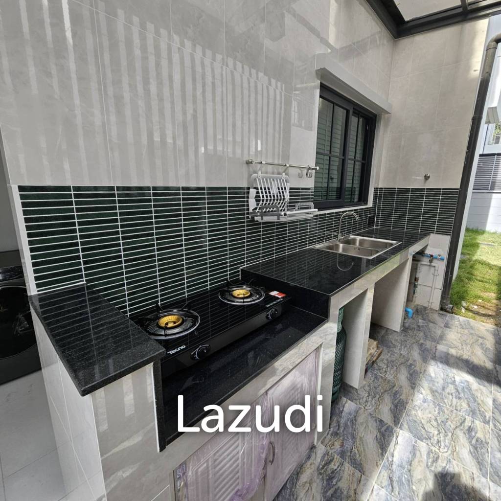 Modern 300 sqm Detached Home in Centro Bangna