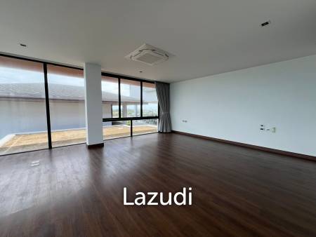 Luxury 4-Bedroom Sea View Villa at The Bay Ridge