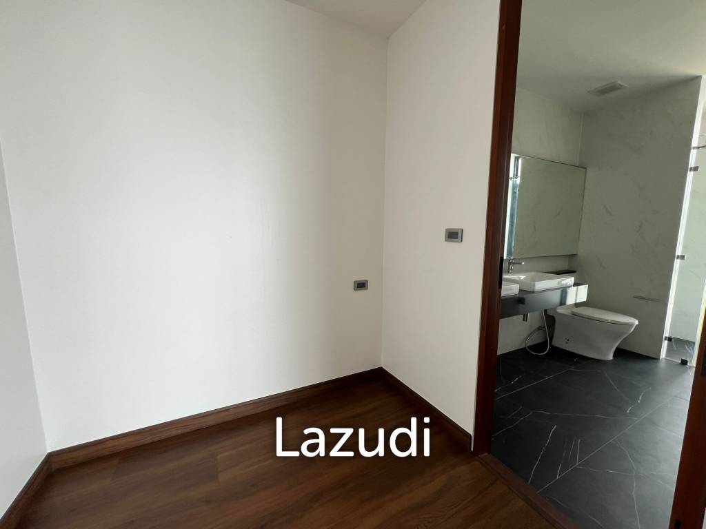 Luxury 4-Bedroom Sea View Villa at The Bay Ridge