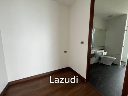 Luxury 4-Bedroom Sea View Villa at The Bay Ridge