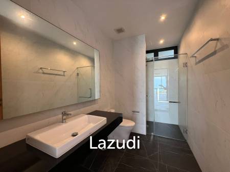 Luxury 4-Bedroom Sea View Villa at The Bay Ridge