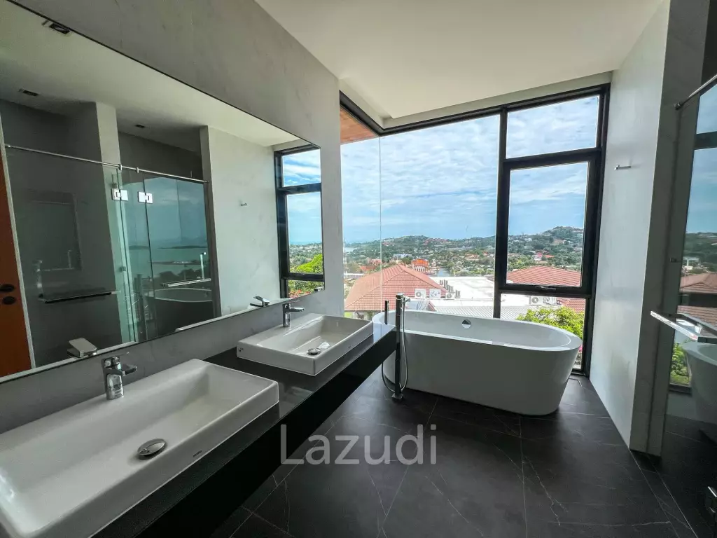 Luxury 4-Bedroom Sea View Villa at The Bay Ridge