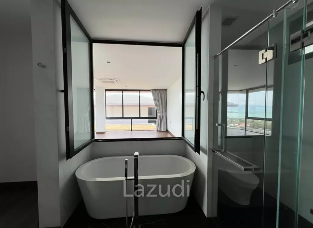 Luxury 4-Bedroom Sea View Villa at The Bay Ridge