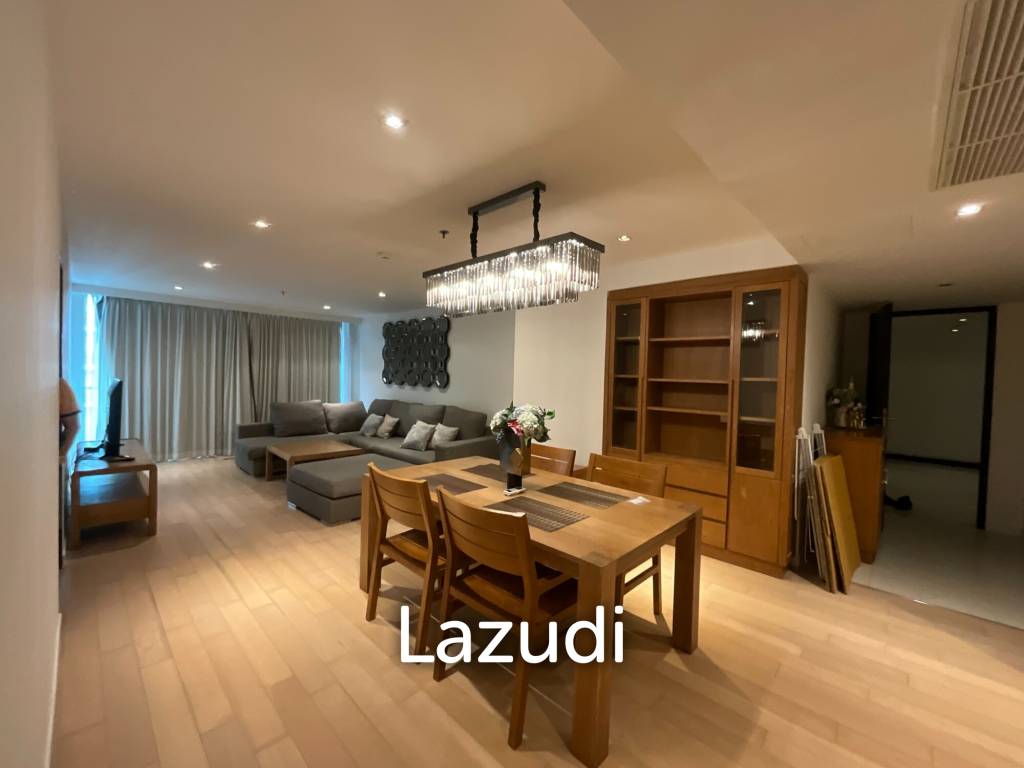 122 sqm high floor condo at Eight Thonglor Residence, Khlong Tan Nuea