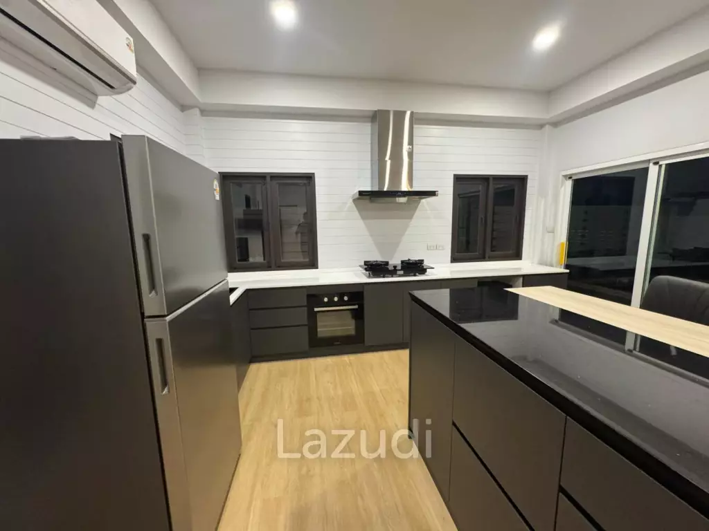 2-Bedroom Pool Villa on Spacious Land in Mae Nam Area
