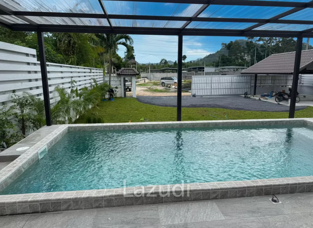 2-Bedroom Pool Villa on Spacious Land in Mae Nam Area