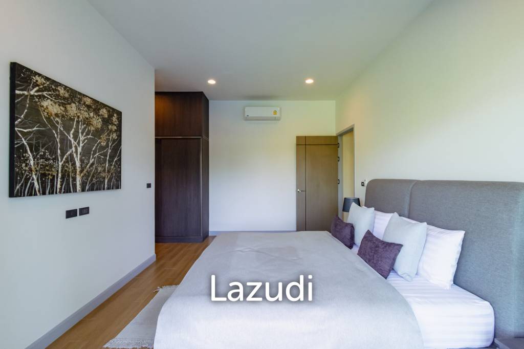 240 sqm modern pool villa in Thap Tai Hua Hin