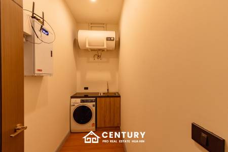 240 sqm modern pool villa in Thap Tai Hua Hin