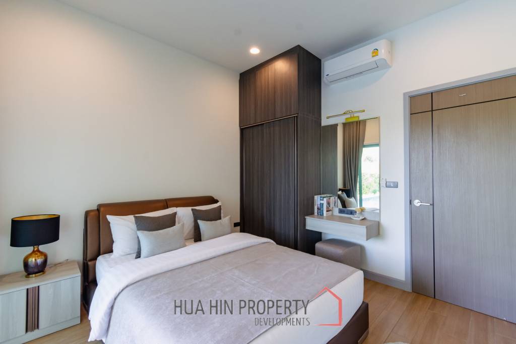 240 sqm modern pool villa in Thap Tai Hua Hin