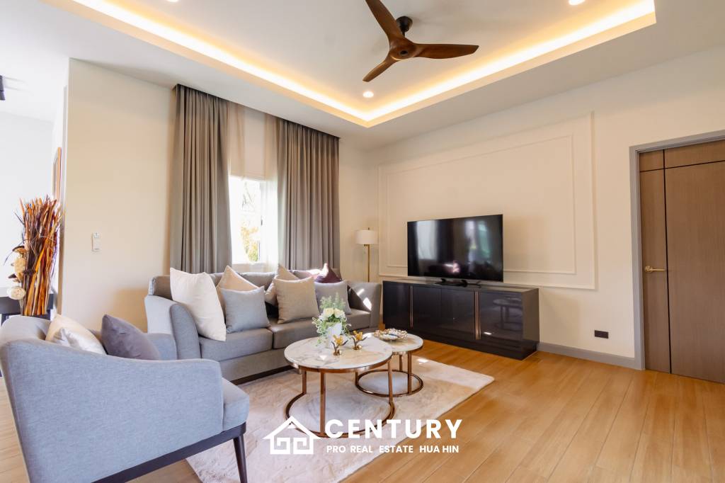 240 sqm modern pool villa in Thap Tai Hua Hin