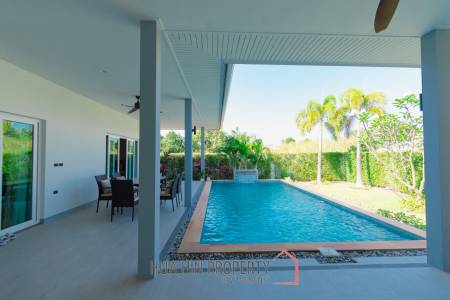 240 sqm modern pool villa in Thap Tai Hua Hin