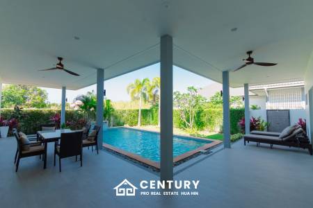 240 sqm modern pool villa in Thap Tai Hua Hin