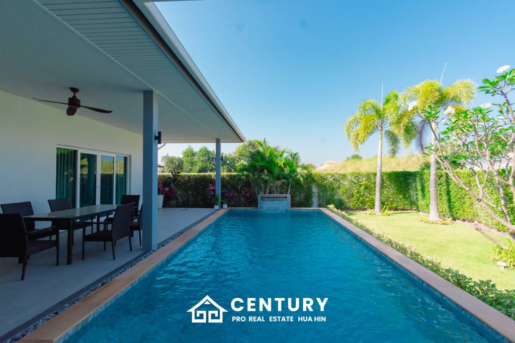 240 sqm modern pool villa in Thap Tai Hua Hin