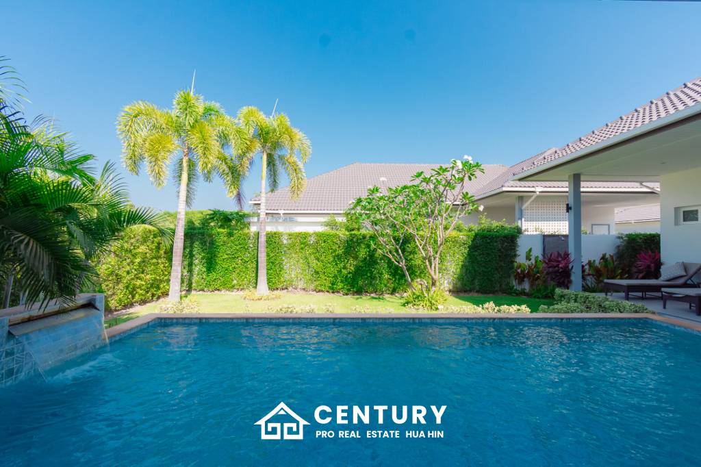 240 sqm modern pool villa in Thap Tai Hua Hin
