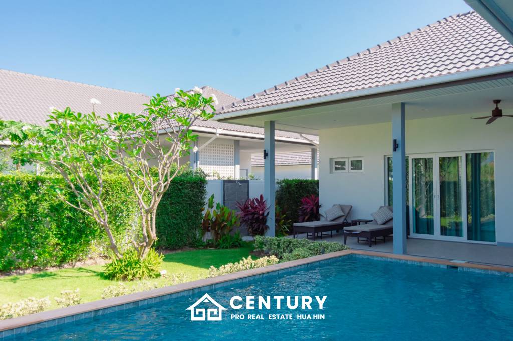 240 sqm modern pool villa in Thap Tai Hua Hin