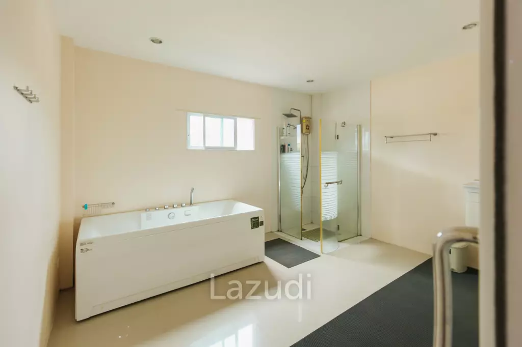 Brand New Apart-Hotel Estate in Pattaya (Nong Pla Lai)