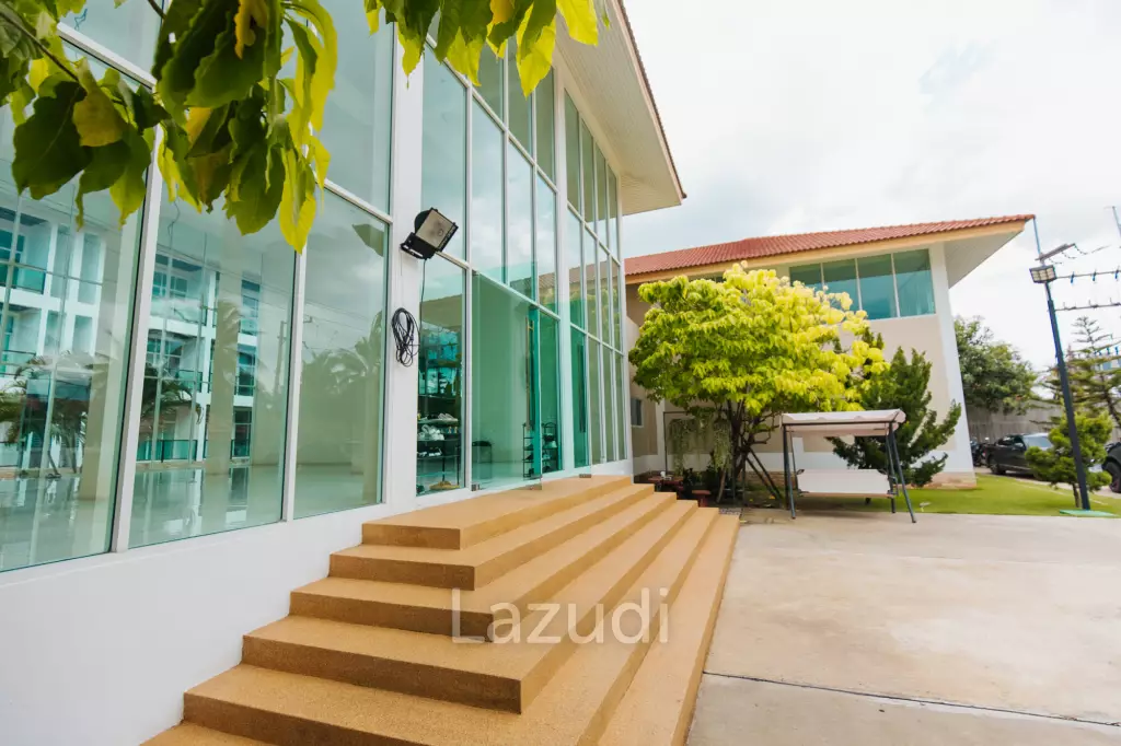 Brand New Apart-Hotel Estate in Pattaya (Nong Pla Lai)