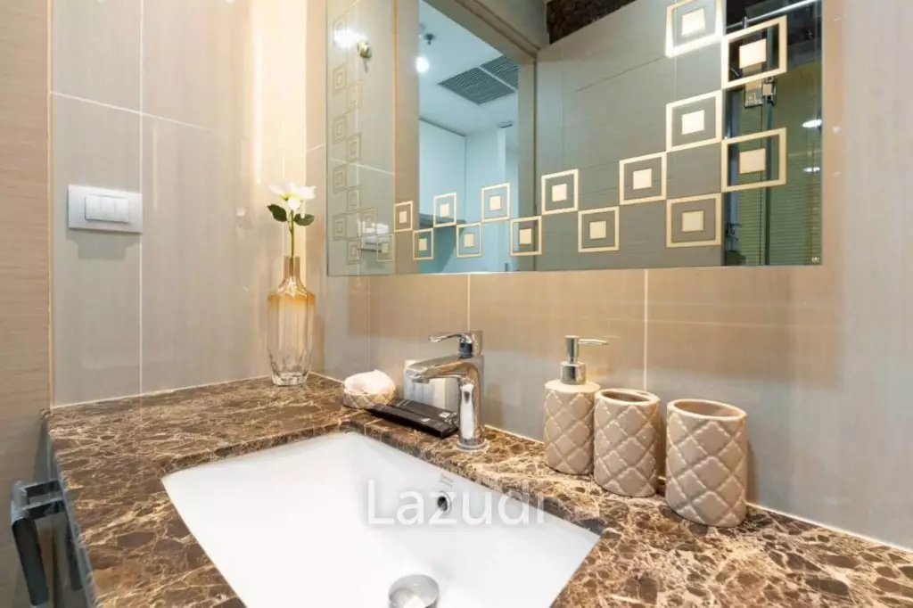 Studio 1 Bathroom 32 SQ.M. The Palm Wongamat