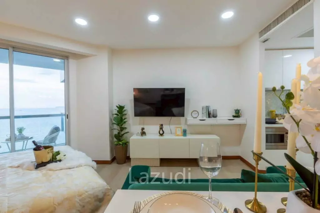 Studio 1 Bathroom 32 SQ.M. The Palm Wongamat