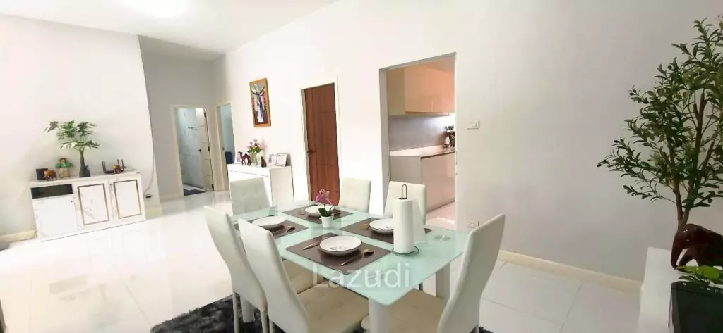 Modern 3-Bedroom Home in Chaiyapruek Pattaya