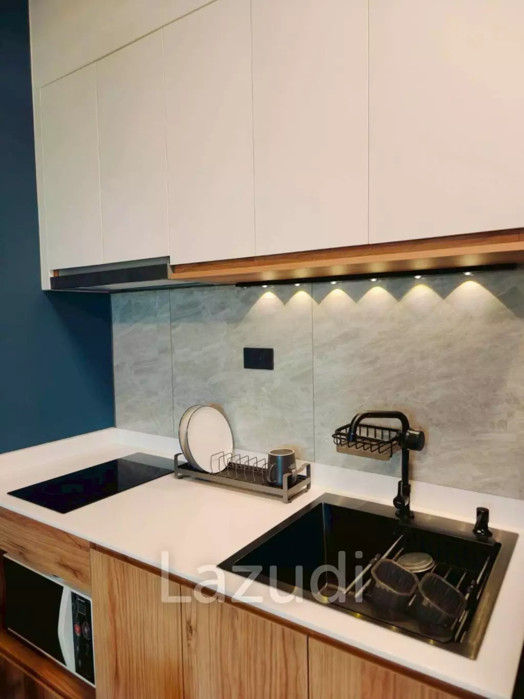 33 sqm 1 bedroom condo at Ideo Blucove Sukhumvit