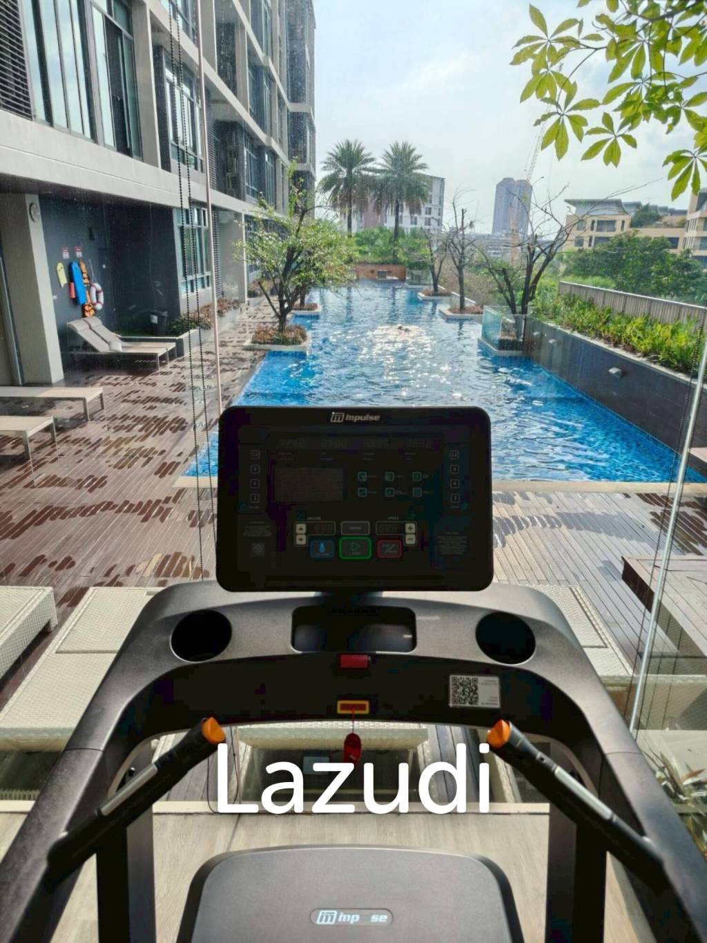 33 sqm 1 bedroom condo at Ideo Blucove Sukhumvit