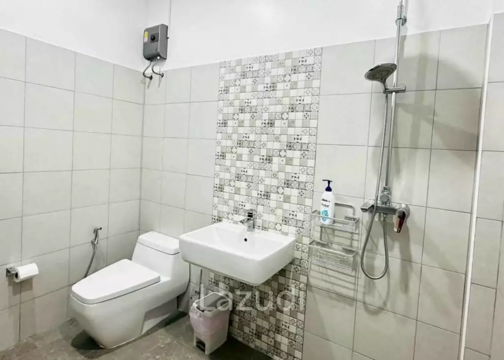 4 Bed 6 bath 300 SQ.M. Ocean View Village Bangsaray