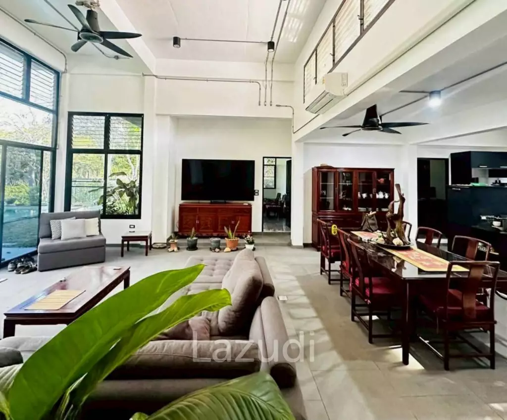 4 Bed 6 bath 300 SQ.M. Ocean View Village Bangsaray