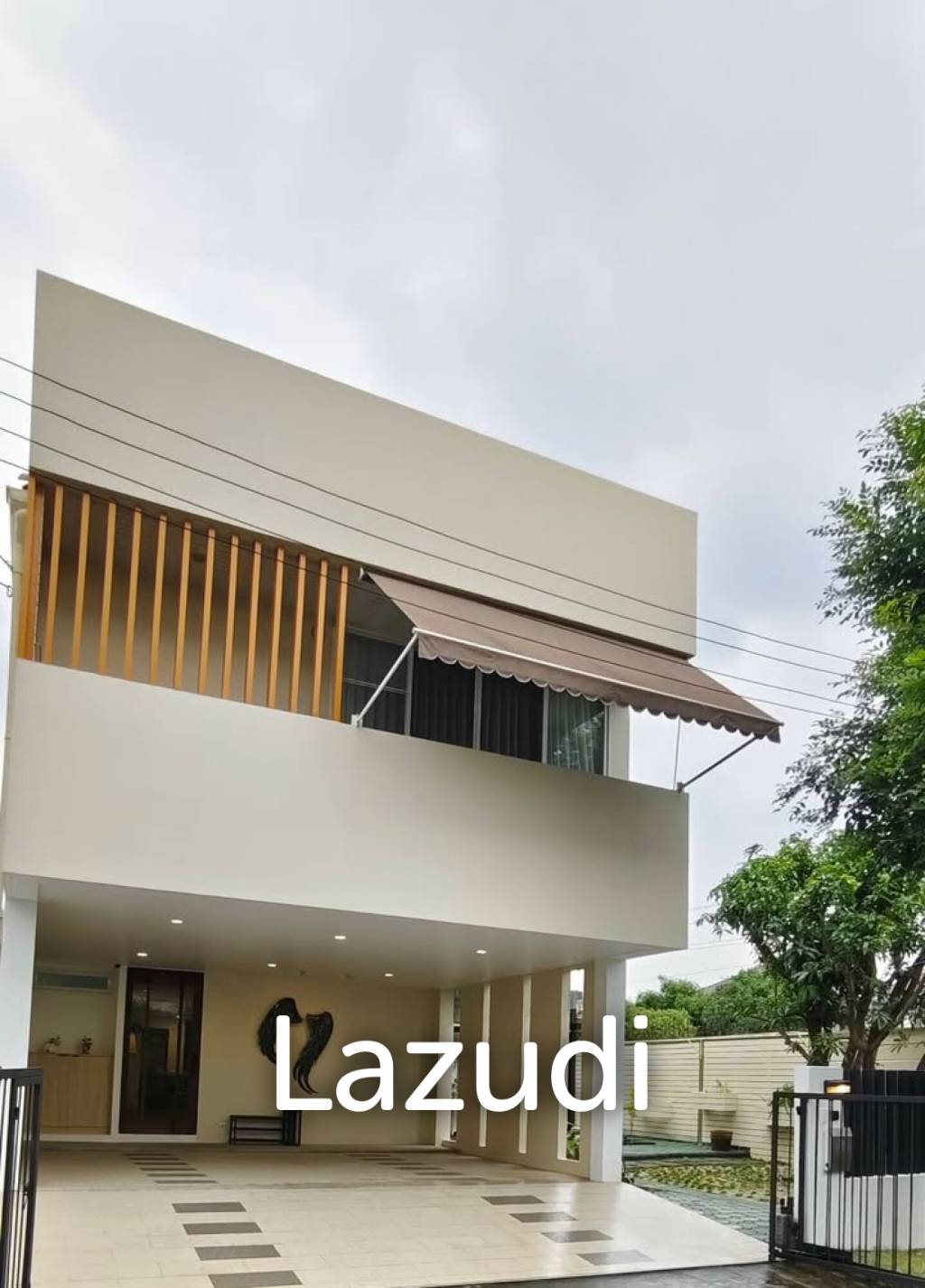 Private jucuzzi  Modern Single House  4 Beds 4 Baths 320 SQ.M