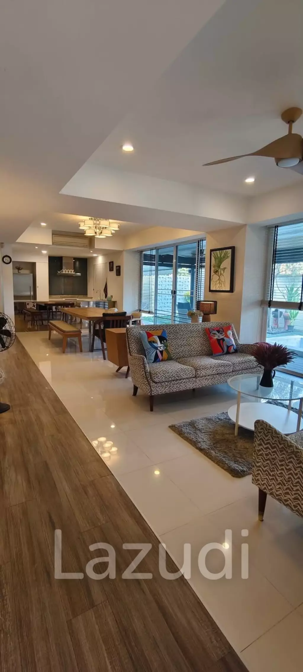 Private jucuzzi  Modern Single House  4 Beds 4 Baths 320 SQ.M