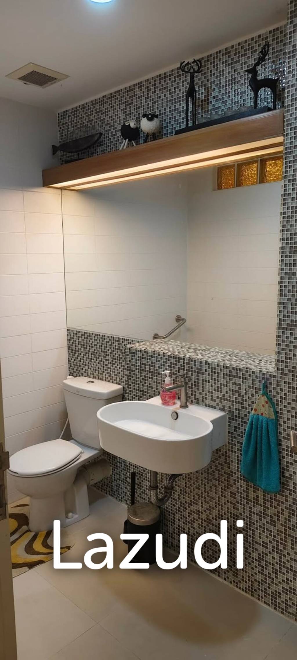 Private jucuzzi  Modern Single House  4 Beds 4 Baths 320 SQ.M