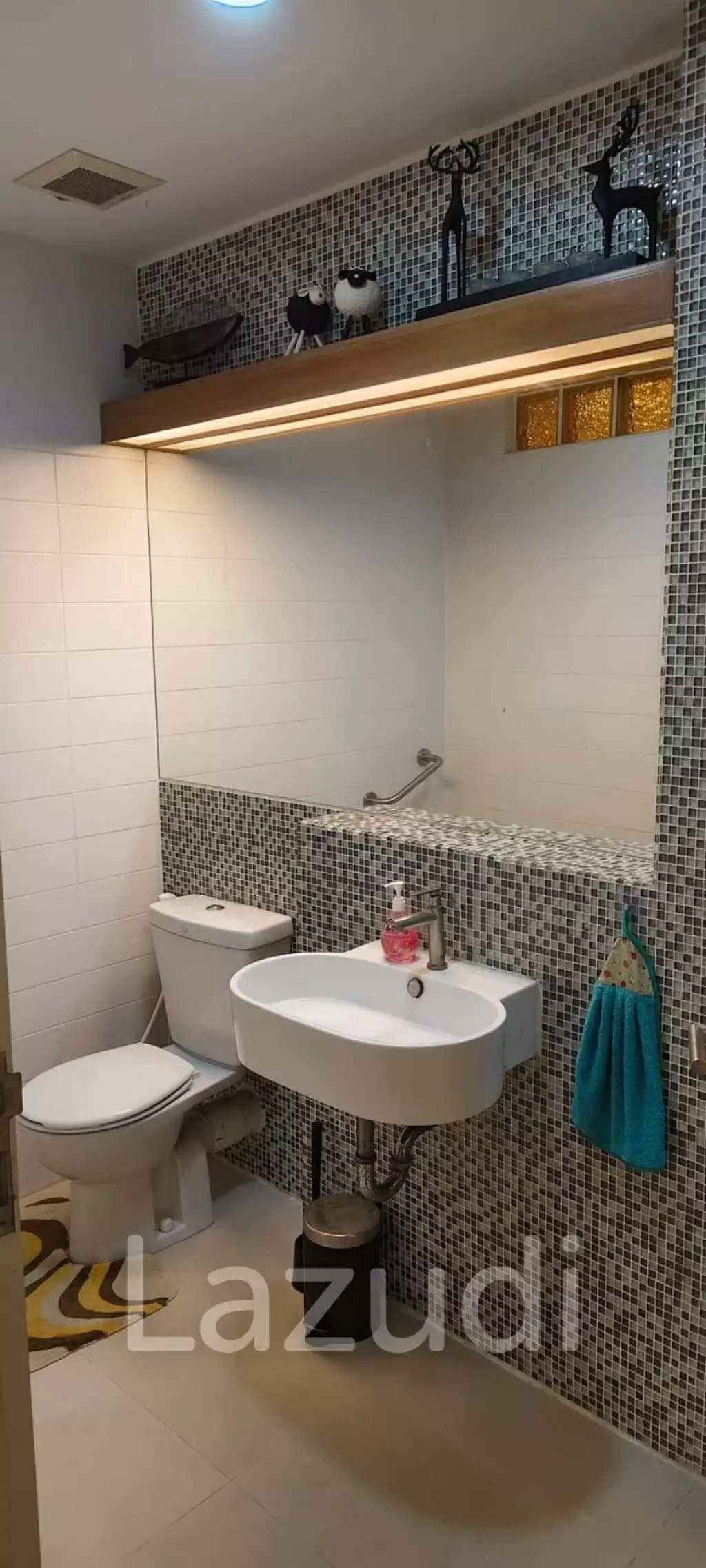 Private jucuzzi  Modern Single House  4 Beds 4 Baths 320 SQ.M