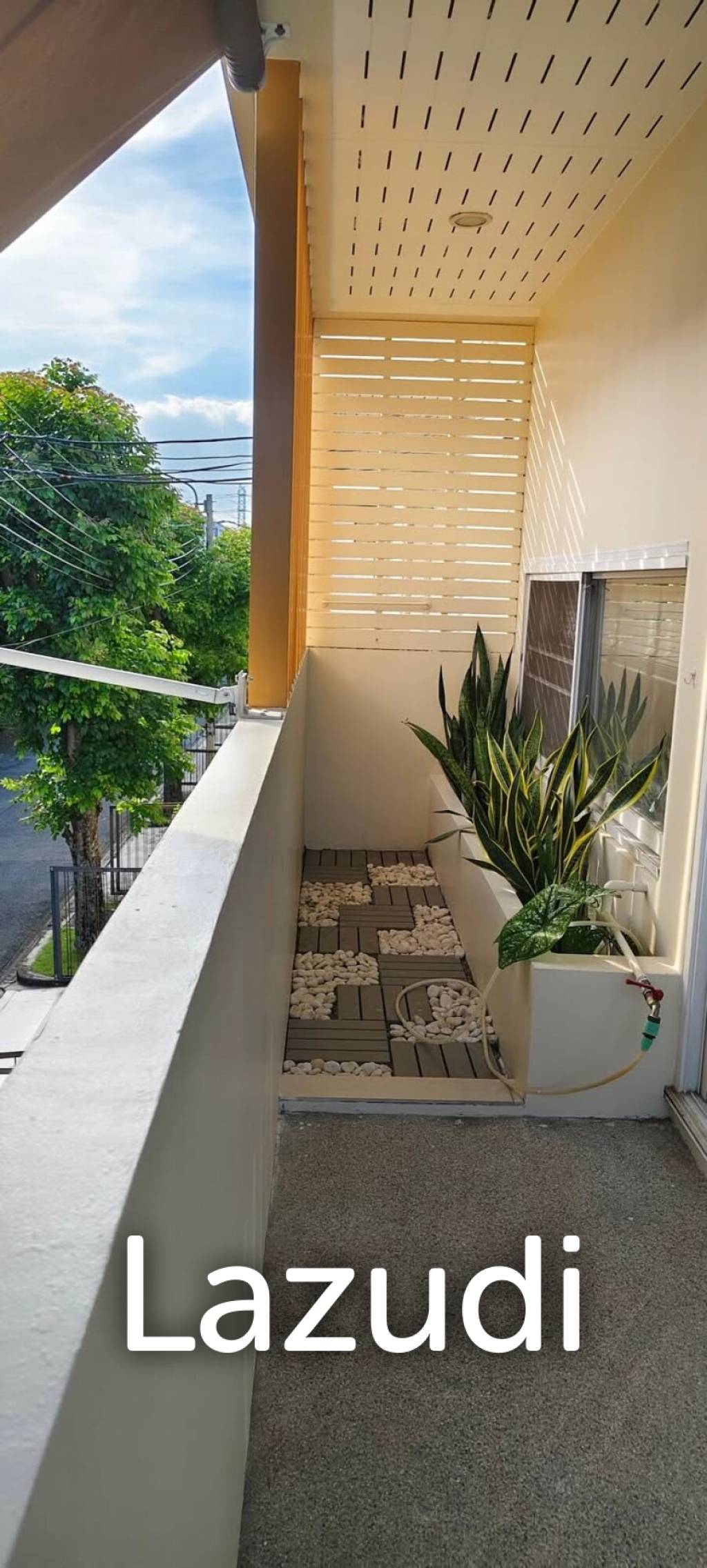 Private jucuzzi  Modern Single House  4 Beds 4 Baths 320 SQ.M