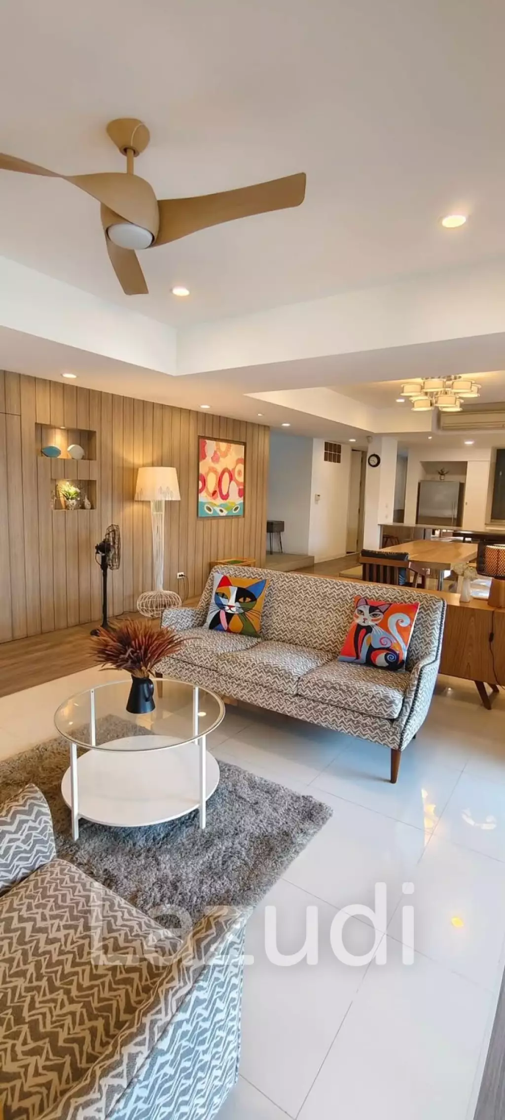 Private jucuzzi  Modern Single House  4 Beds 4 Baths 320 SQ.M