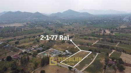 Земельный участок площадью 3908 кв. м / вид на горы / расчищен