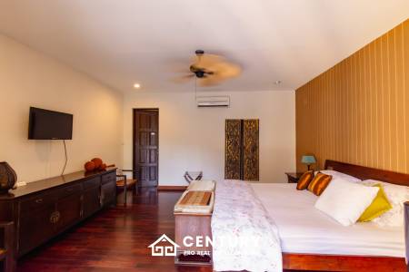 1,595 ตร.ม 5 เตียง 5 อาบน้ำ วิลล่า For ขาย