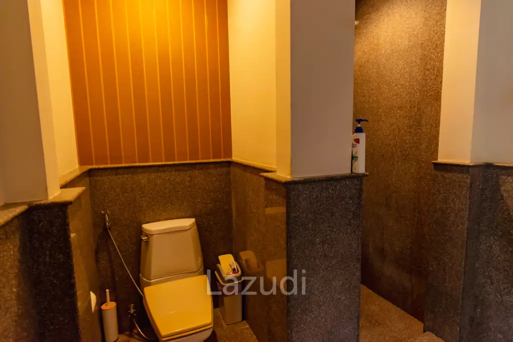 LUXURY TROPPICAL POOL VILLA IN HUA HIN SOI 116