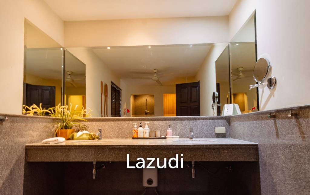 LUXURY TROPPICAL POOL VILLA IN HUA HIN SOI 116